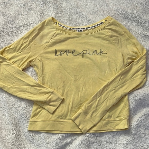 PINK crewneck. - Picture 1 of 3